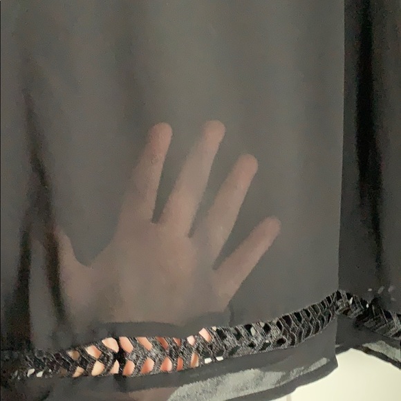 Forever 21 Sheer tank top w/ detailing - Picture 3 of 6